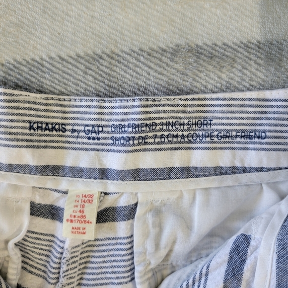 GAP Khakis By GAP Girlfriend 3" Short Short 100% Cotton Chambray White Stripe 14 - Picture 6 of 11
